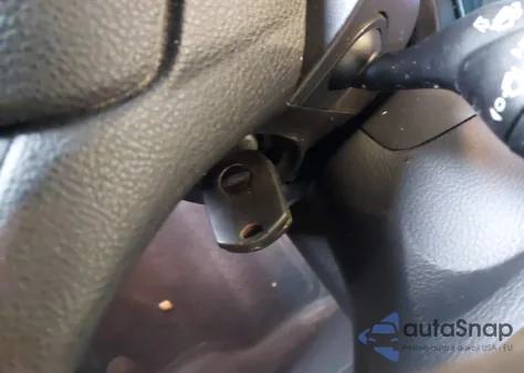 2015 Ford Focus Se z USA, uszkodzony, nr VIN 1FADP3F29FL353843